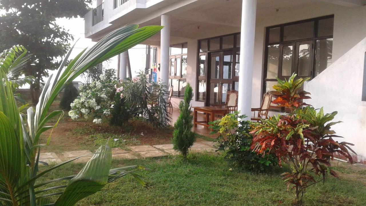 Masha Beach Inn Tangalle Exterior photo